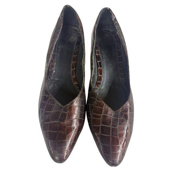 Stuart Weitzman Women's Dark Brown Leather Croc Embossed Pumps Heels Size 8.5 - Picture 1 of 10